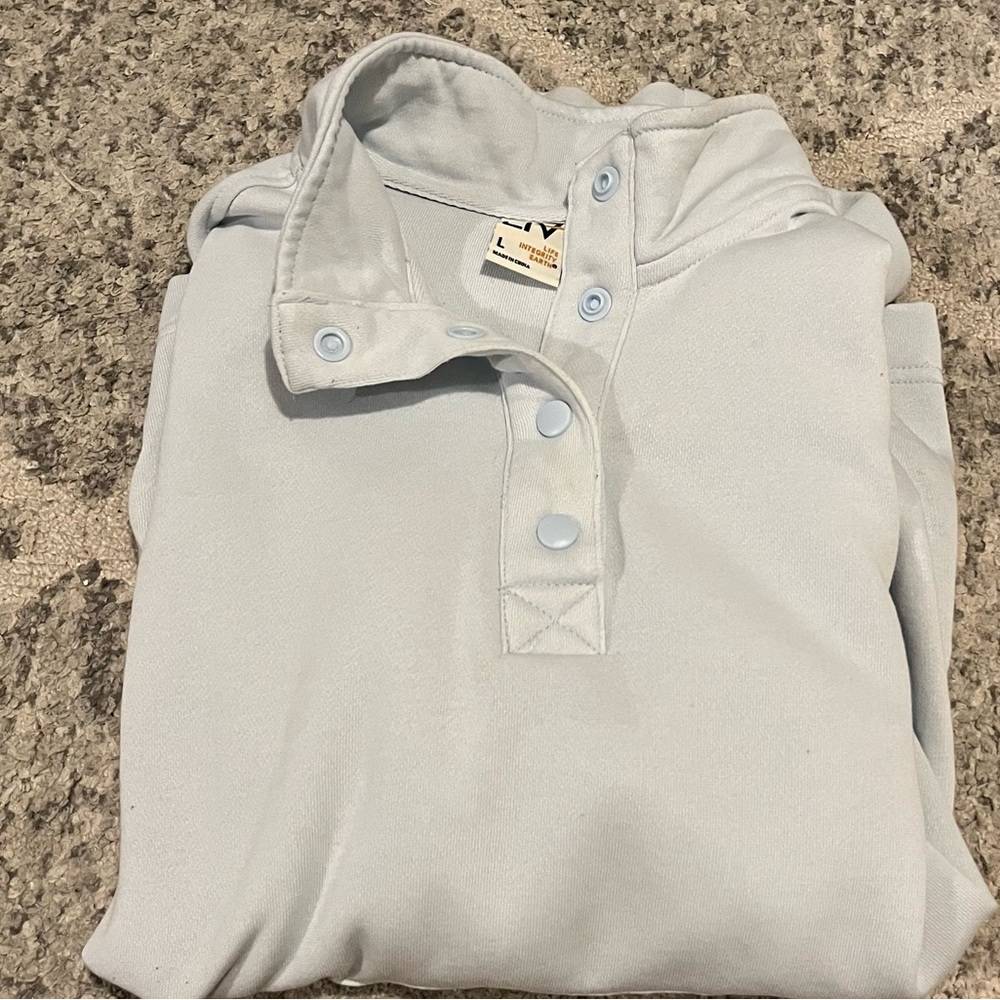 Size L pullover